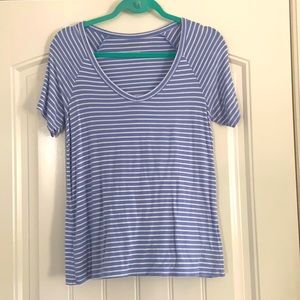 American Eagle XS Soft and Sexy Tee